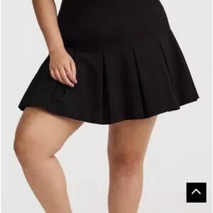 Elegant Black Women's Skirt